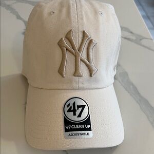 '47 NY Yankees Dad Hat in Cream
